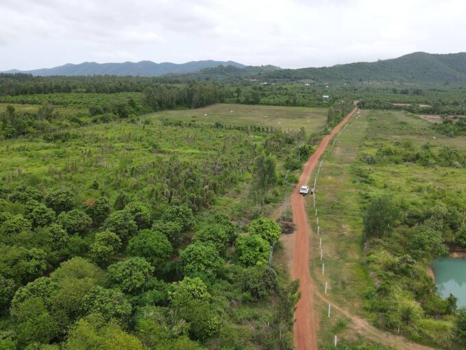 6 Hectare Land For Sale In Chamka Bei Kampong Trach - Kampot