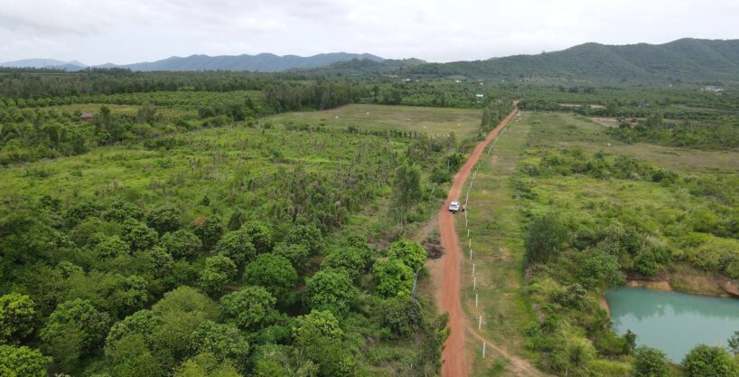 6 Hectare Land For Sale In Chamka Bei Kampong Trach - Kampot