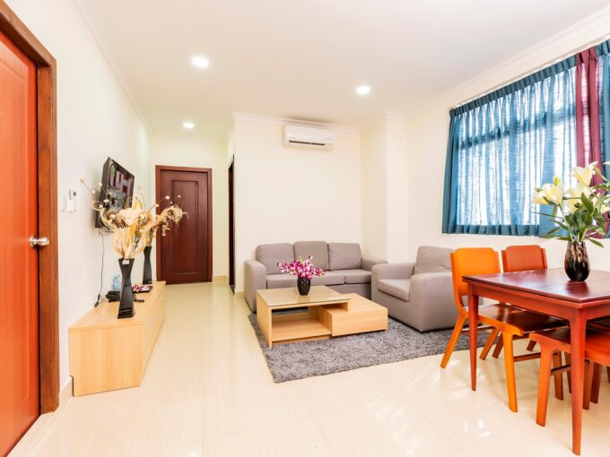 2 Bedroom Apartment for Rent in Toul Tom Pong