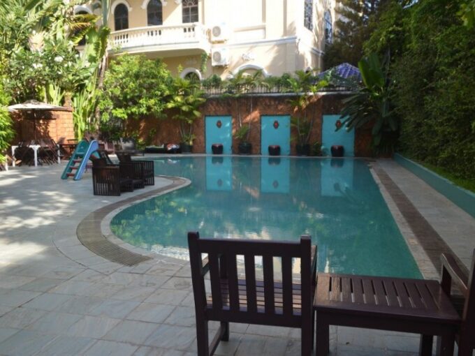 2Bedroom Service Apartment with Swimming Pool For Rent In Daun Penh