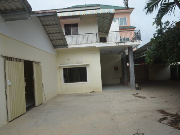 6-bedrooms big House for rent in toul kork