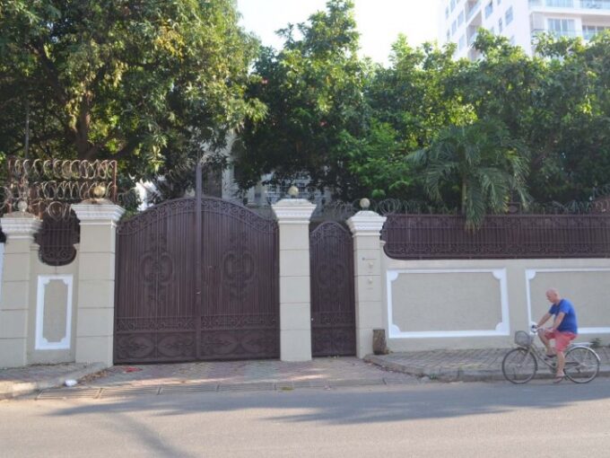 7Bedrooms Villa For Rent In BKK1