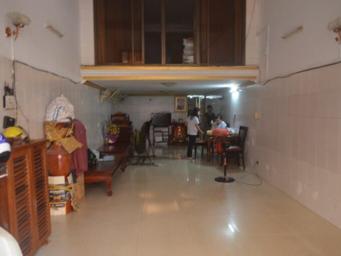 Ground floor house for rent near old market