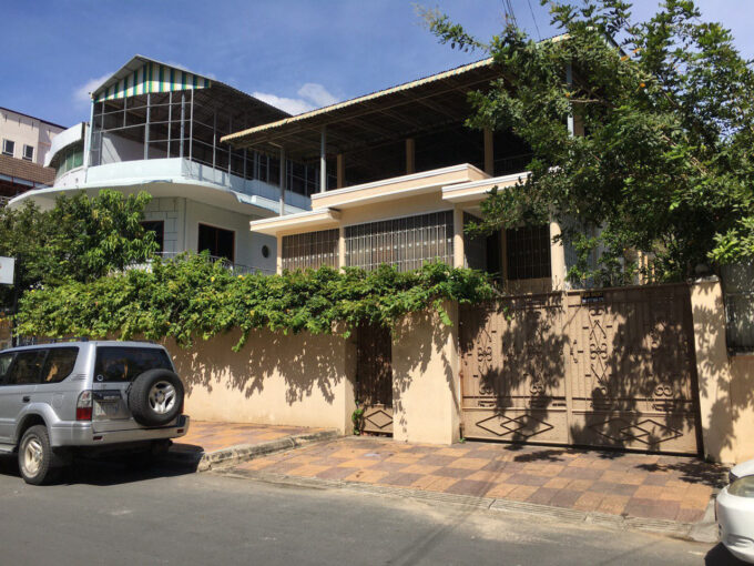 House for Rent with Best location in Doun Penh