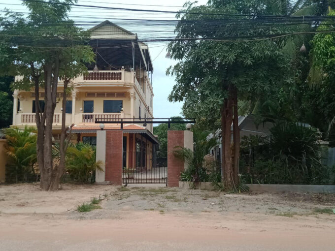 House for Sale along Thor Meas Road Krong Siem Reap