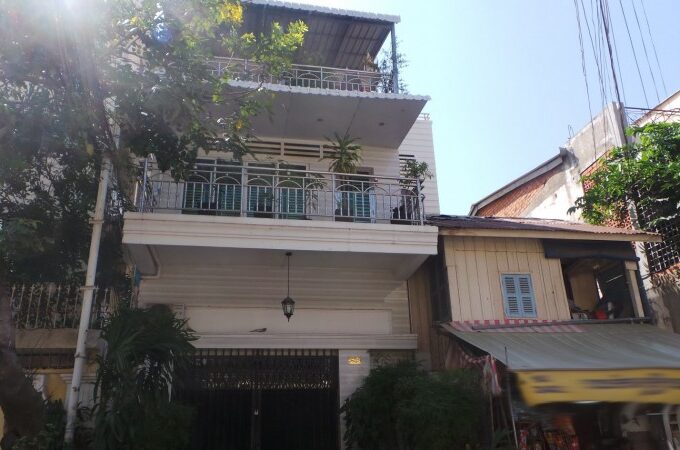 House for sale in Daun Penh