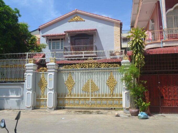 Large villa in toul kork for rent