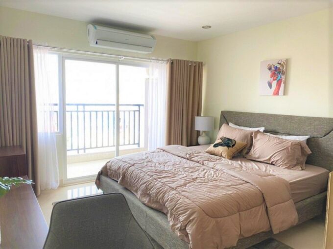 New Spacious Studio Condominium for rent in TK is looking for you now!