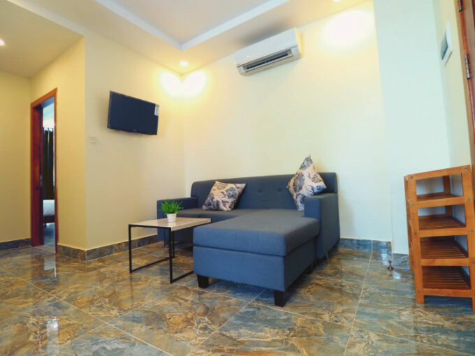 Nice Two Bedrooms Apartment for Rent in Boeng Trabaek