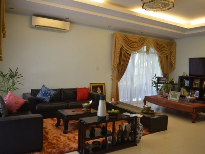 Nice villa with Five Bedrooms for sale In Toul kork