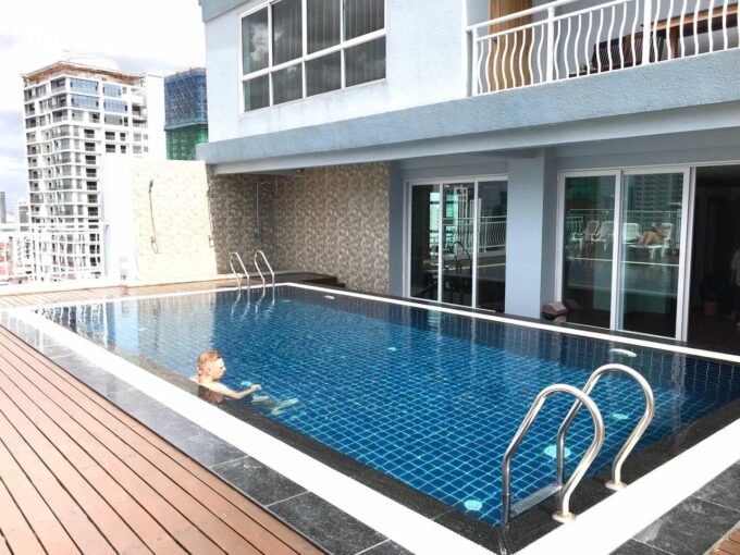 One Bedroom Apartment for Rent in BKK3