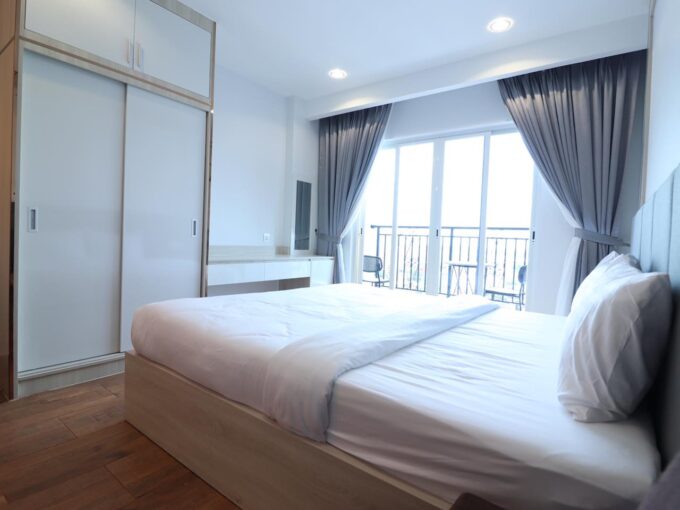 One Bedroom Apartment with refreshing looks and better view of the city in Boeung Trabek