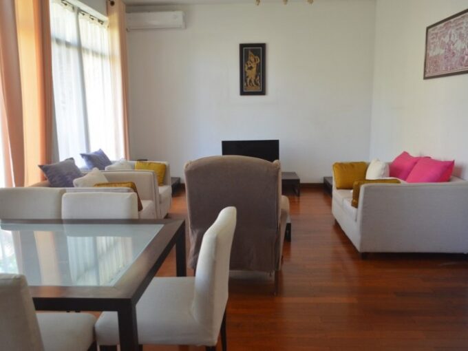 Service Apartment With Swimming Pool For Rent In Daun Penh (Rented)Service Apartment With Swimming Pool For Rent In Daun PenhService Apartment With Swimming Pool For Rent In Daun Penh