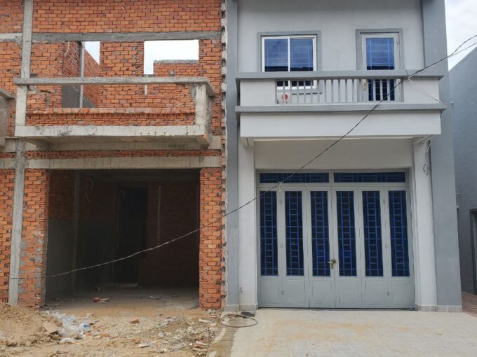 Very Nice Modern Link Villa for Sale in Kandal Province