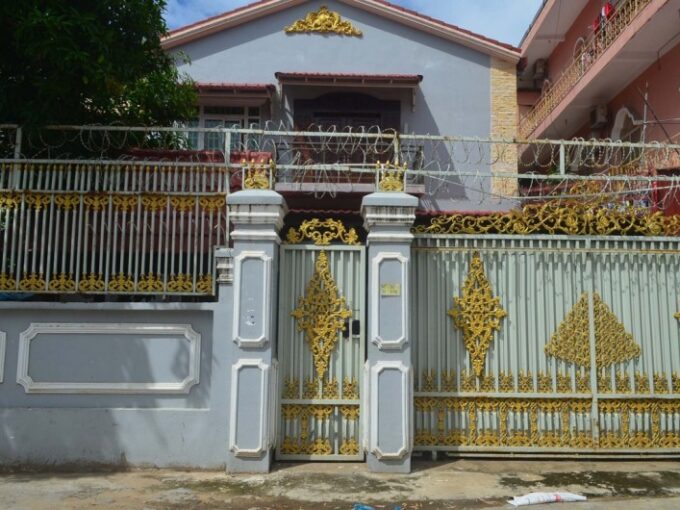 Villa with 4 bedrooms for rent in Toul Kork