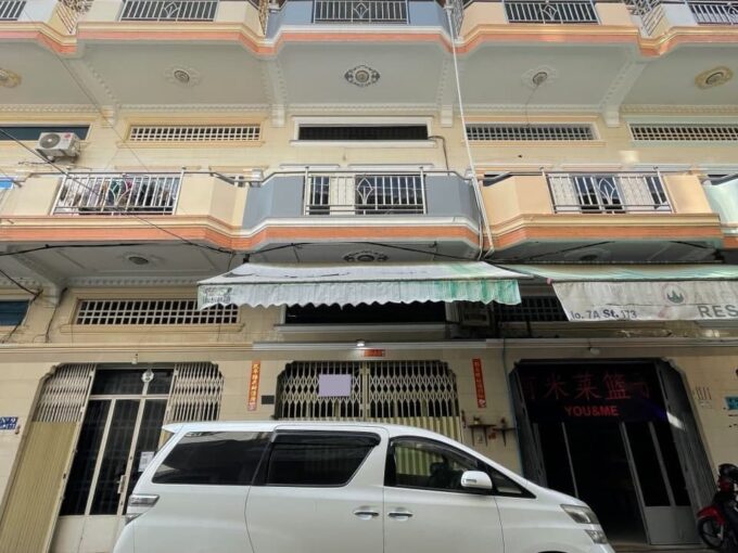 Wide House for Rent at Toul Tom Poung Area