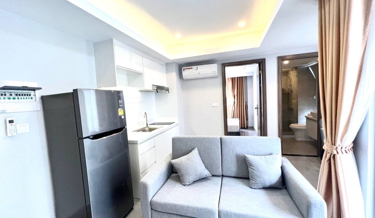 1 Bedroom Condo For Rent Boeung Trabek Phnom Penh - US450 - Sofa & Fright