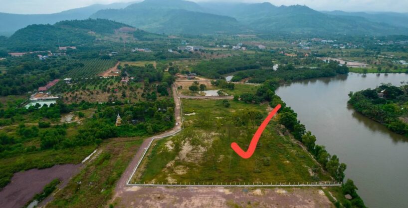 Waterfront Land for sale in Kampot.Discover the ultimate investment with Waterfront Land for Sale in Kampot—where serenity meets opportunity along the stunning Teuk Chhu River.