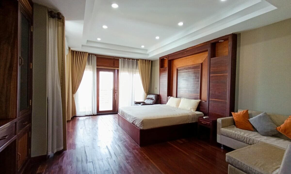 21Units Apartment Building for Lease in Toul Tom Pong (Russian Market) - Spacious & Modern Bedroom