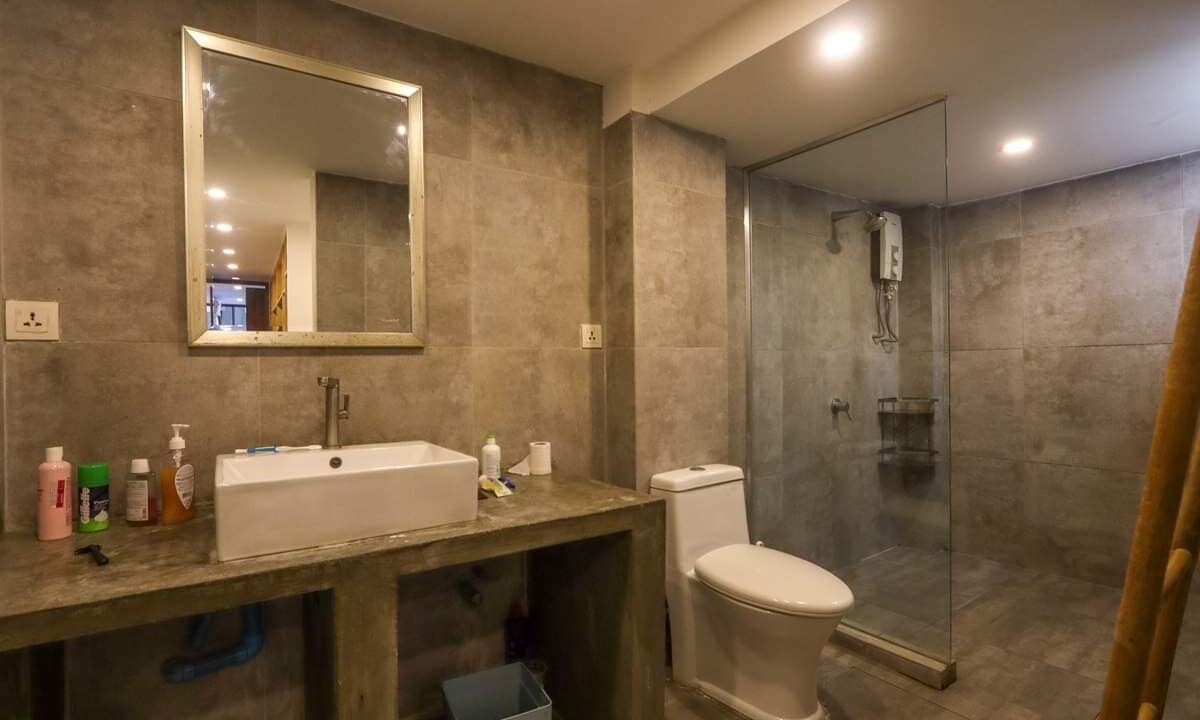 Renovated 3 Bedroom Apartment For Rent - Wat Phnom, Phnom Penh Bathroom