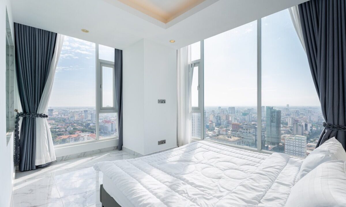 2-Bedroom Luxury Condo at J Tower 2, BKK1