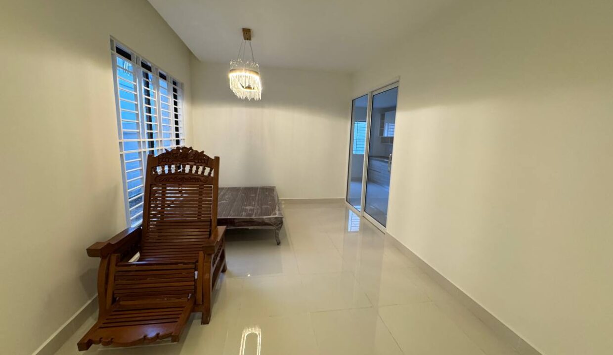 5 Bedroom Villa Twin B for Sale - Borey Peng Huoth Beoung Snor