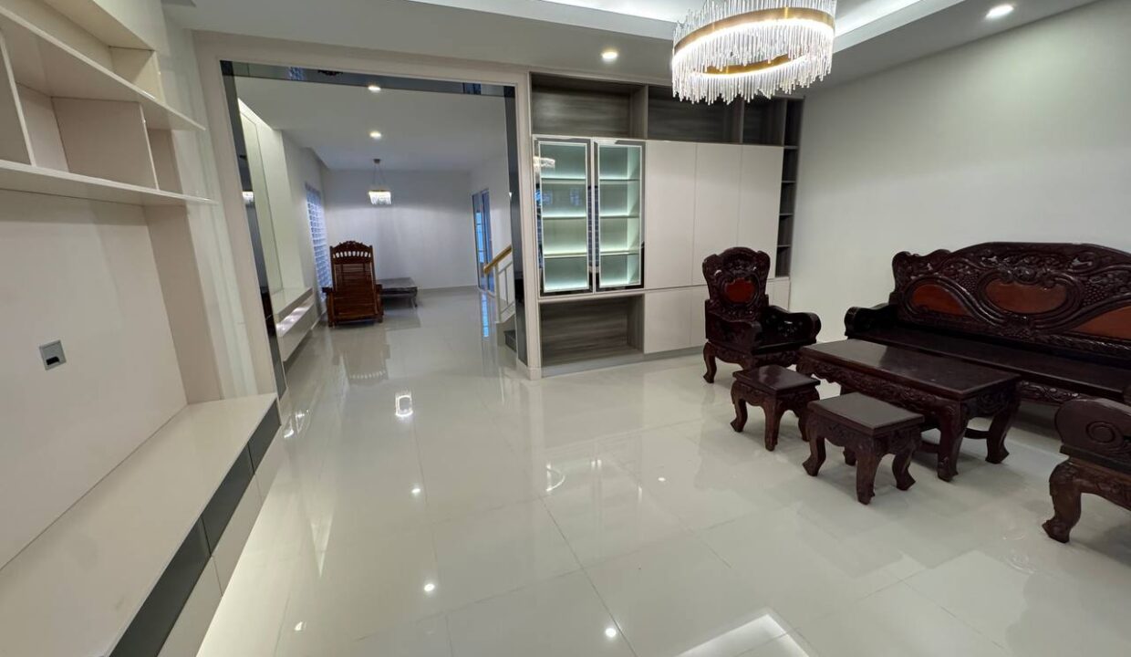 5 Bedroom Villa Twin B for Sale - Borey Peng Huoth, Chbar Ampov, Phnom Penh Living Room