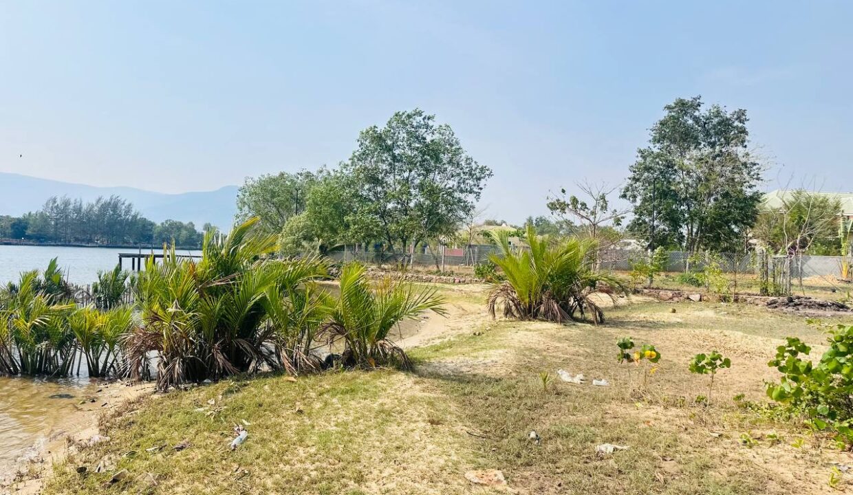 Riverside Land investment opportunity in Kampot